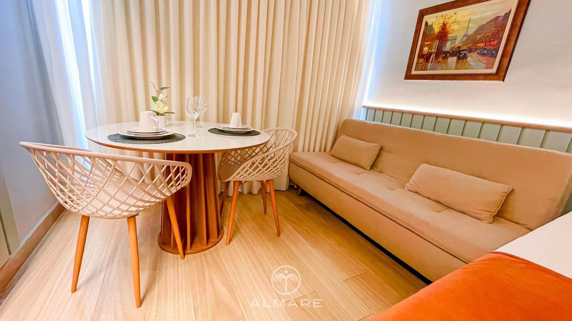 Setai Yacht 3 - By Almare Flats *